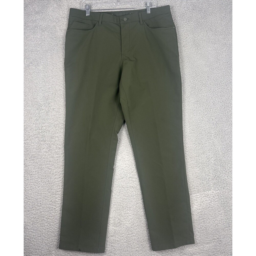 Kirkland Signature Men’s Green 5 Pocket Performance Pant Size 36x32